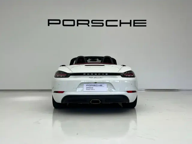Porsche 718 — Фото автомобиля 5