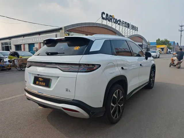 BYD Song L DM-i — Фото автомобиля 9