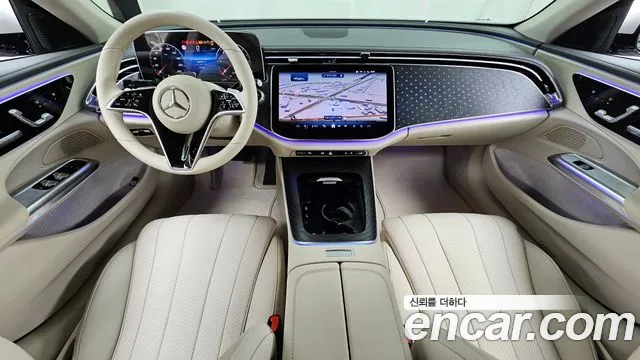Mercedes-Benz E-Class — Фото автомобиля 7