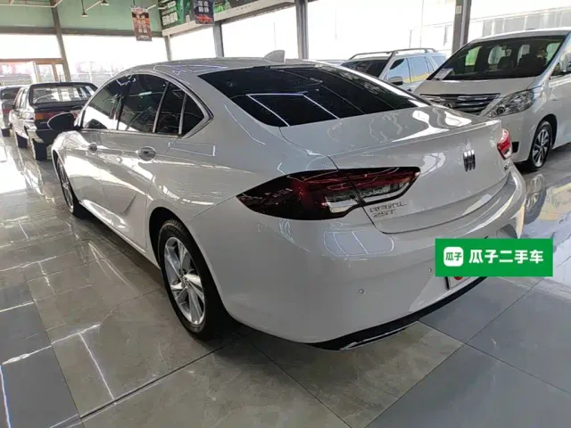 Buick Regal — Фото автомобиля 4
