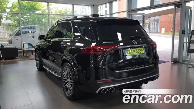 Mercedes-Benz GLE-Class — Фото автомобиля 2