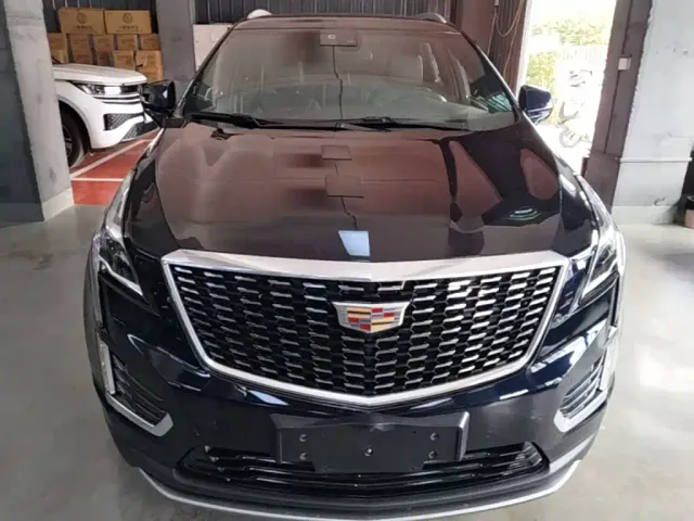 Cadillac XT5 — Фото автомобиля 2