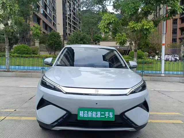 BYD Yuan PLUS 2025 Smart Drive Edition 430KM Leading — Фото автомобиля 2