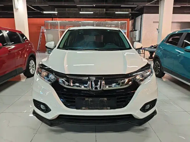 Honda Vezel — Фото автомобиля 2