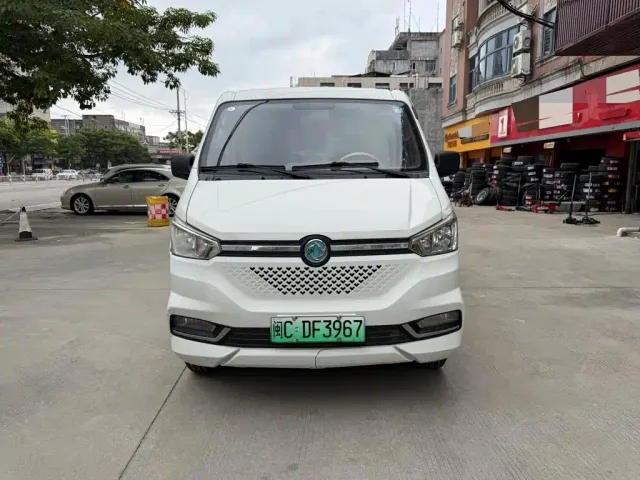 Dongfeng Yufeng Yufeng EM26 — Фото автомобиля 2