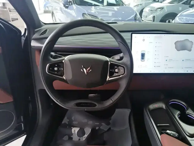 Arcfox Alpha T5 — Фото автомобиля 10