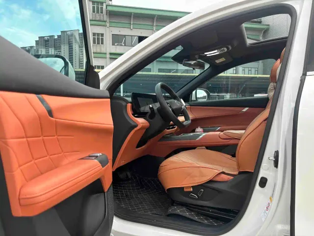 Changan CS75 Plus — Фото автомобиля 15