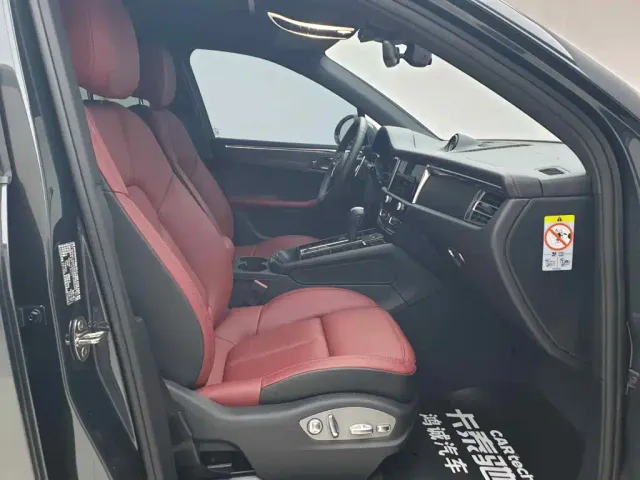 Porsche Macan — Фото автомобиля 17