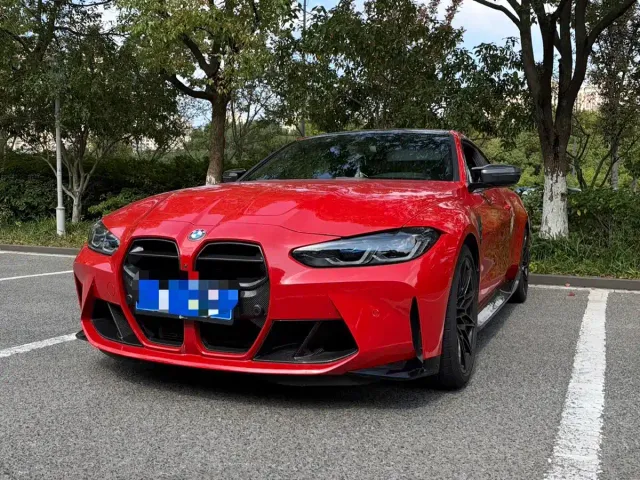 Фотография автомобиля — BMW M4