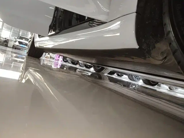 Tesla Model 3 — Фото автомобиля 20