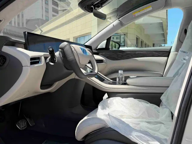 IM Motors LS7 — Фото автомобиля 3