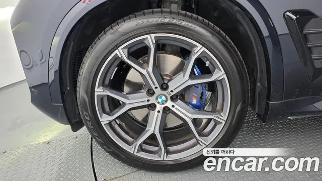 BMW X5 xDrive 40i M Sport — Фото автомобиля 5