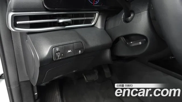 Hyundai AVANTE Avante (CN7) — Фото автомобиля 19