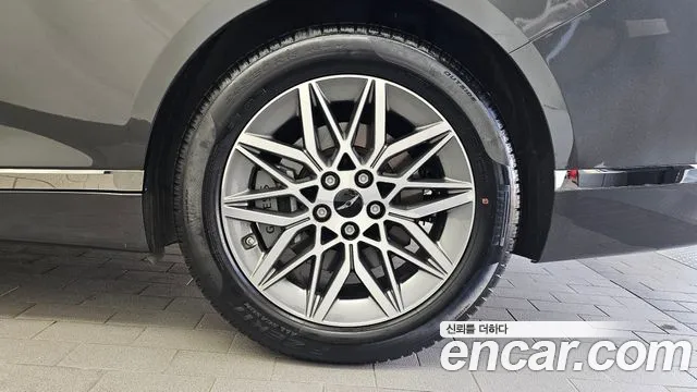 Genesis G80 RG3 — Фото автомобиля 5