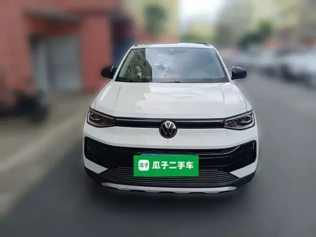 Volkswagen Tharu — Фото автомобиля 22