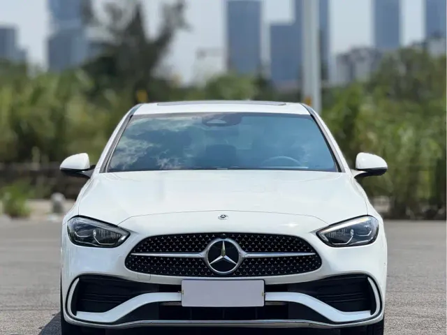 Mercedes-Benz C-Class — Фото автомобиля 2