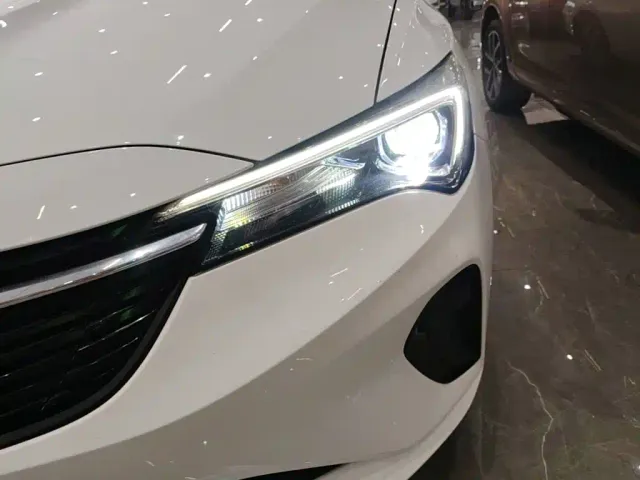 Buick Verano — Фото автомобиля 23
