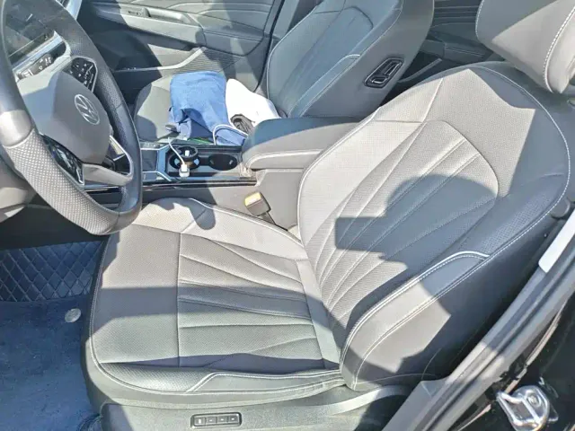 Volkswagen Passat — Фото автомобиля 9