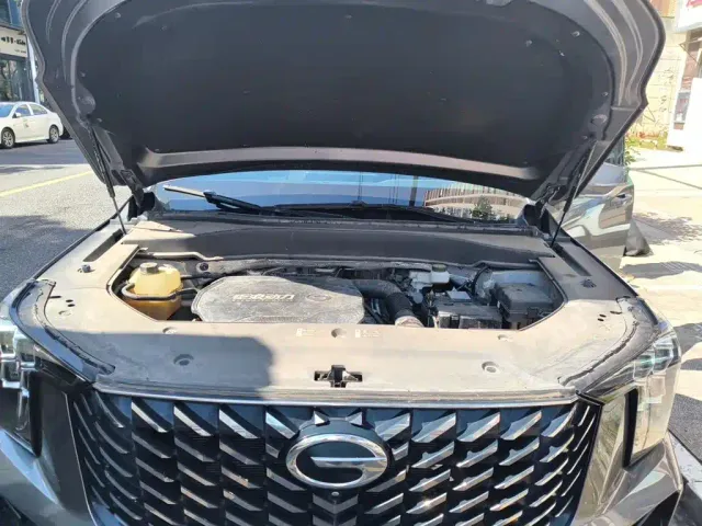 GAC Trumpchi GS8 — Фото автомобиля 16