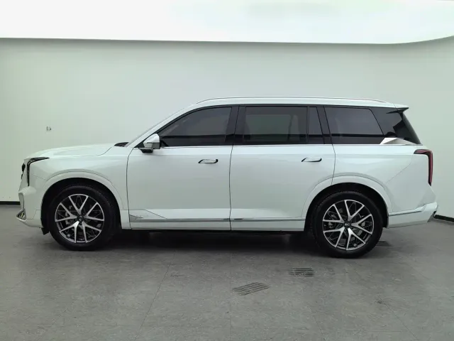 GAC Trumpchi GS8 — Фото автомобиля 12
