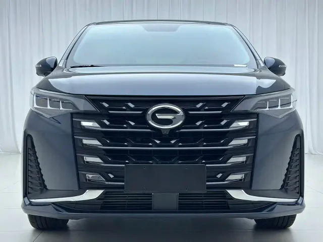 GAC Trumpchi M6 — Фото автомобиля 2
