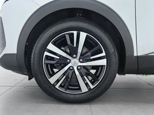 Peugeot 4008 — Фото автомобиля 17