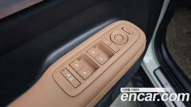Hyundai Santafe Santa Fe (MX5) Бензин 2.5T 2WD — Фото автомобиля 20