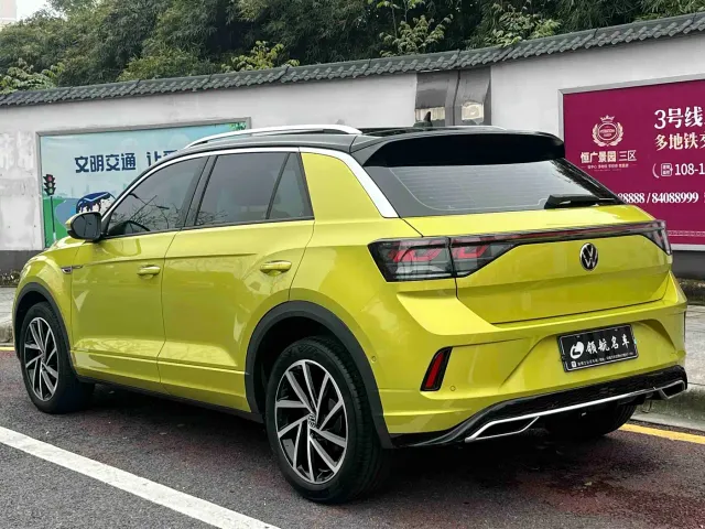 Volkswagen T-Roc — Фото автомобиля 6