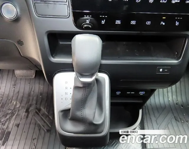 Hyundai Staria Staria L3.5 Карго 3 места — Фото автомобиля 8