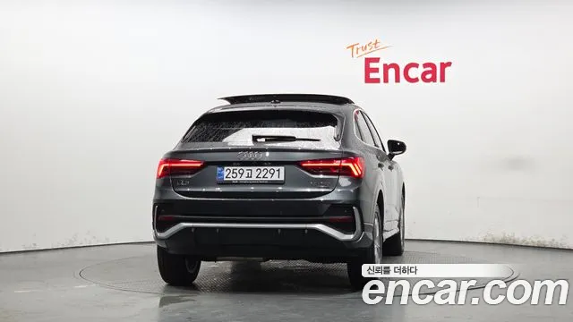 Audi Q3 F3 — Фото автомобиля 4