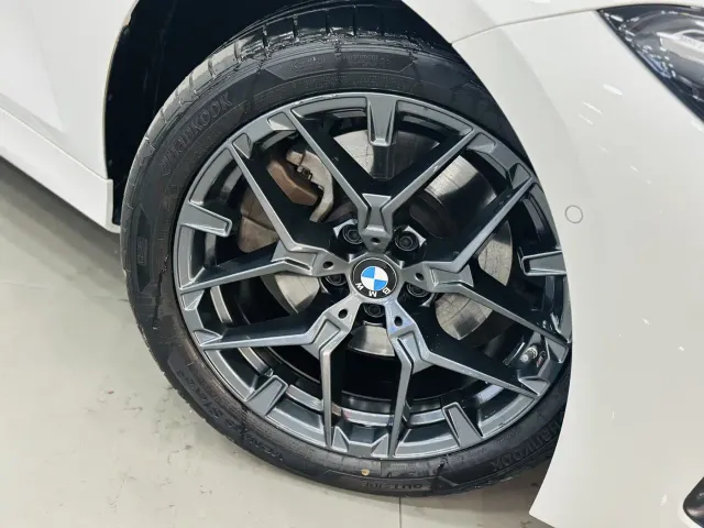BMW 3 Series — Фото автомобиля 10