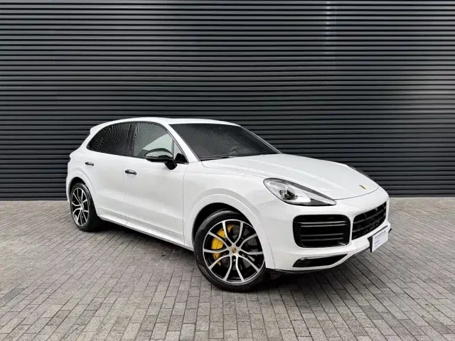 Porsche Cayenne — Фото автомобиля 2