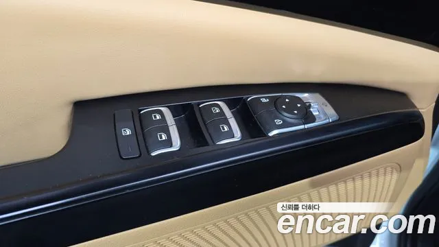 Kia Canival Carnival 4 поколение 9 мест Prestige — Фото автомобиля 29