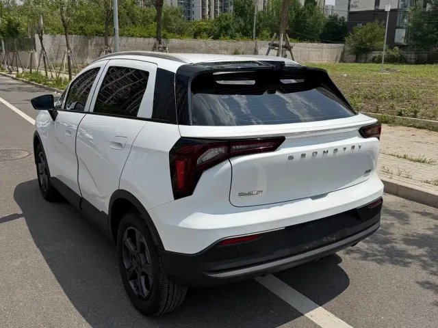 Geely Geometry E Firefly — Фото автомобиля 9