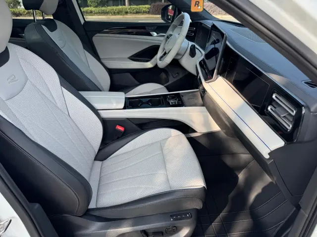 Volkswagen Tiguan L — Фото автомобиля 19