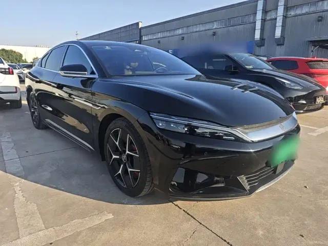 BYD Han — Фото автомобиля 3