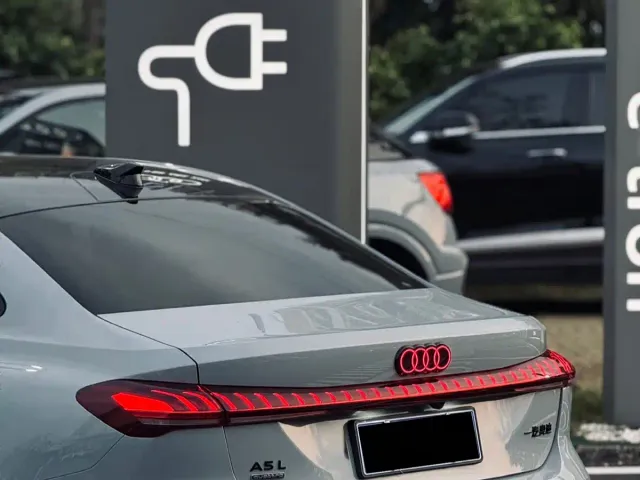 Audi A5L — Фото автомобиля 21