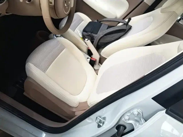 Wuling Hongguang Mini EV — Фото автомобиля 14
