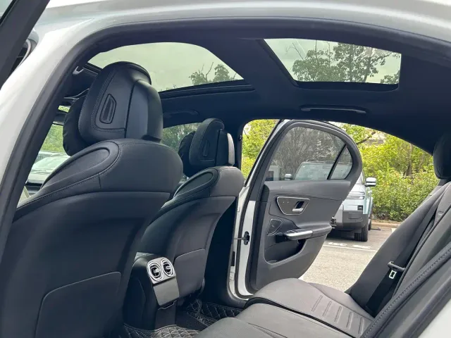 Mercedes-Benz C-Class — Фото автомобиля 7