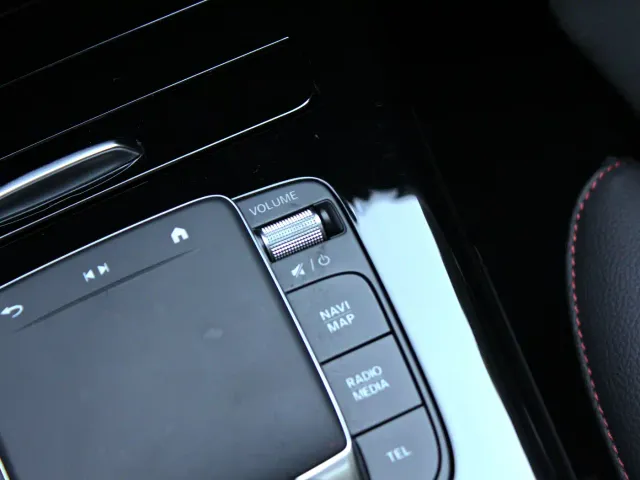 Mercedes-Benz A-Class — Фото автомобиля 14