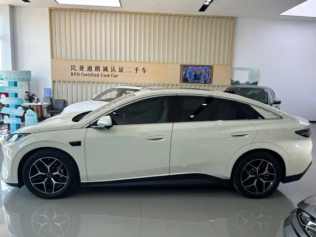 BYD Seal 06 — Фото автомобиля 13