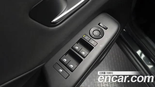 Hyundai Kona SX2 — Фото автомобиля 30