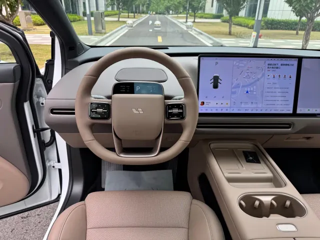 Li Auto i6 — Фото автомобиля 19