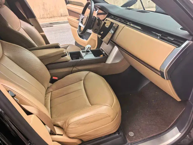 Land Rover Range Rover — Фото автомобиля 3