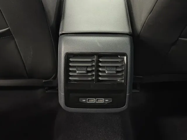 Volkswagen Sagitar — Фото автомобиля 16