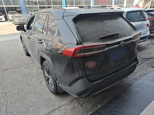 Toyota Wildlander — Фото автомобиля 4