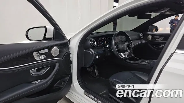 Mercedes-Benz E-Class W213 — Фото автомобиля 15