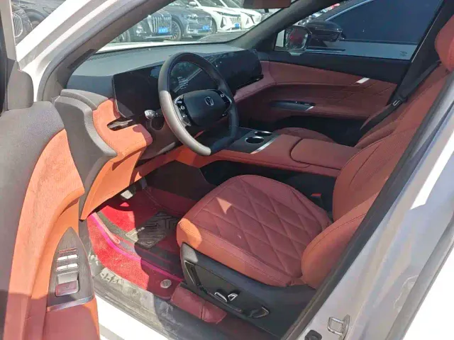 Changan CS75 Plus — Фото автомобиля 4