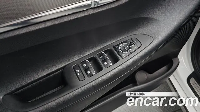 Hyundai Grandeur — Фото автомобиля 16