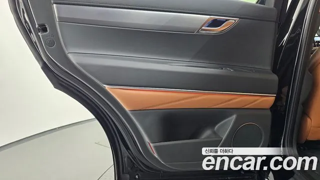 Genesis GV80 — Фото автомобиля 14